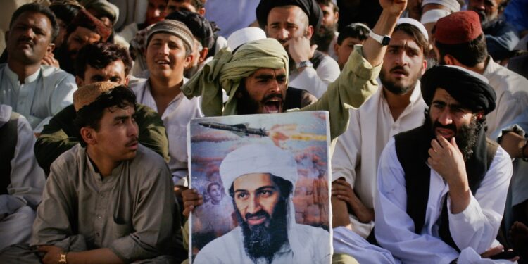 اہلِ حق اور اہلِ باطل کے درمیان دورانِ معرکہ مشاورت نہیں ہوتی!