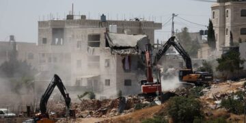 اسرائیل مغربی کنارہ کتر رہا ہے